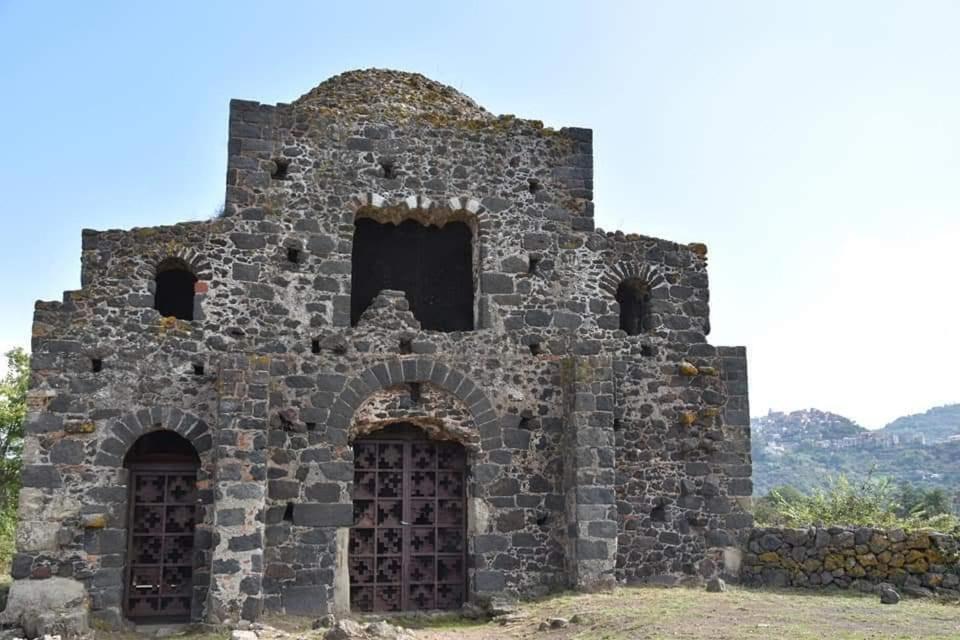Animosa Suites Castiglione De Sicilia Zewnętrze zdjęcie