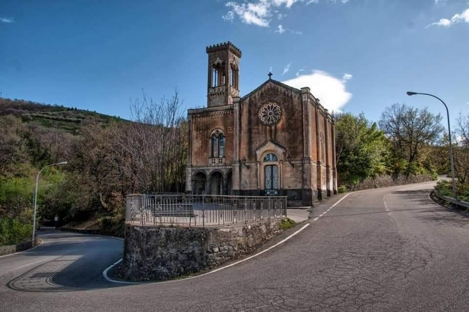 Animosa Suites Castiglione De Sicilia Zewnętrze zdjęcie